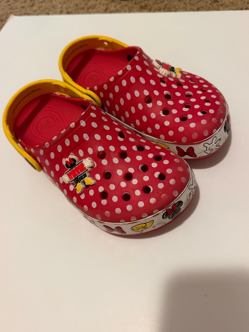CROCS Minnie Mouse Clogs